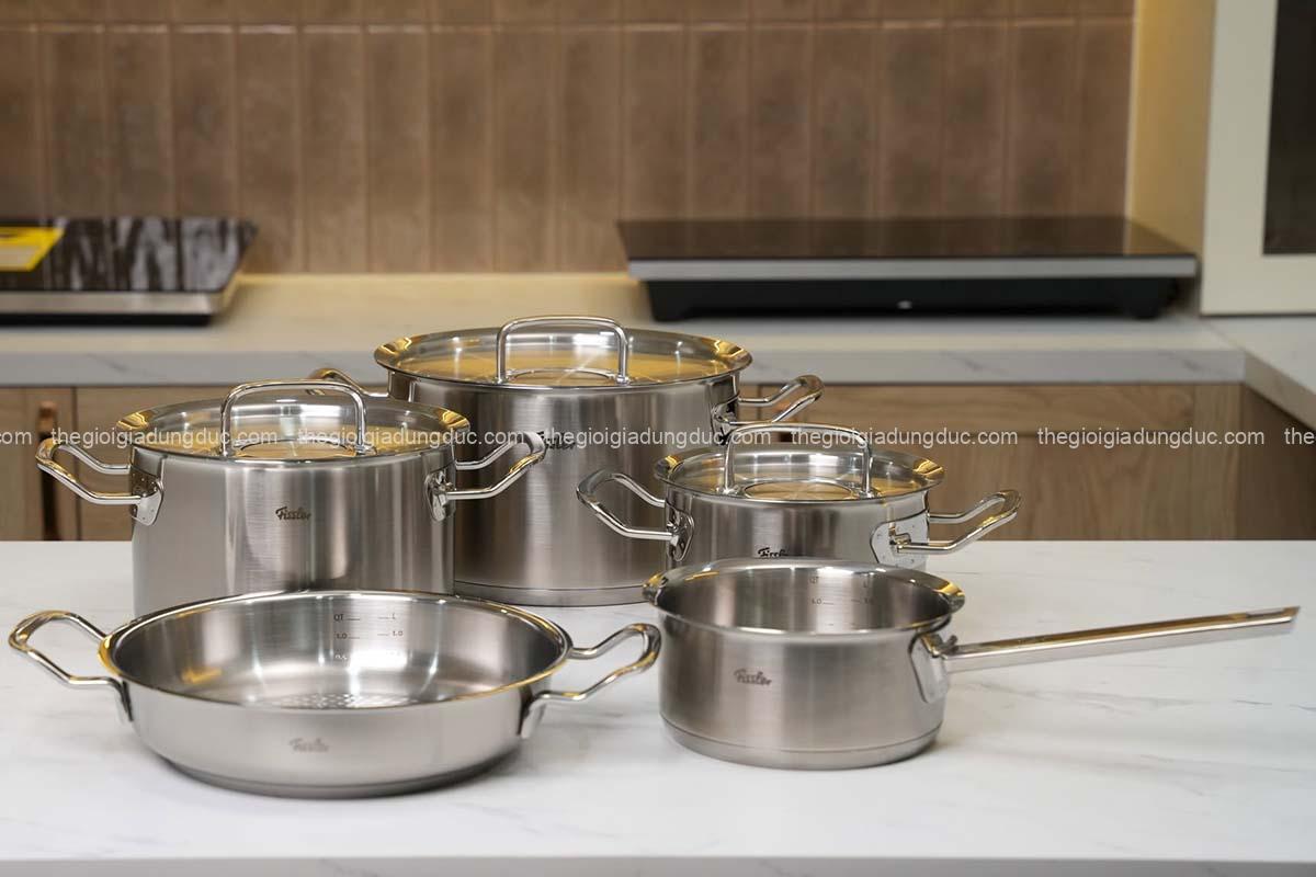 Bộ nồi Fissler Profi 5 món vung thép (3 nồi, 1 quánh, 1 chảo 24/28cm)
