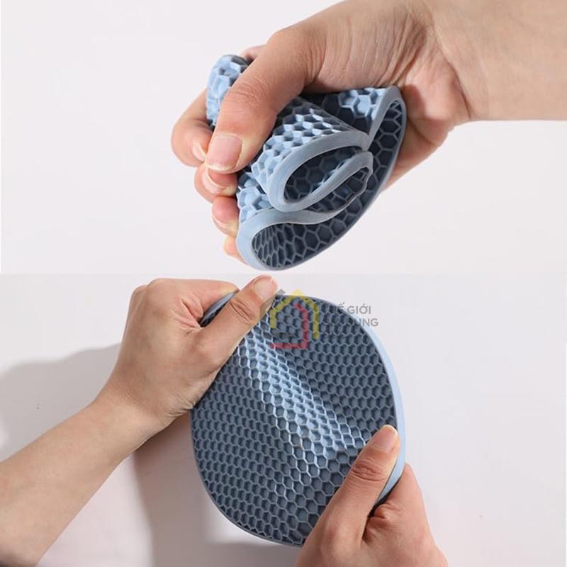 set-3-chiec-lot-noi-silicon-3-mau-22cm3 Set 3 chiếc lót nồi silicon 3 màu 22cm