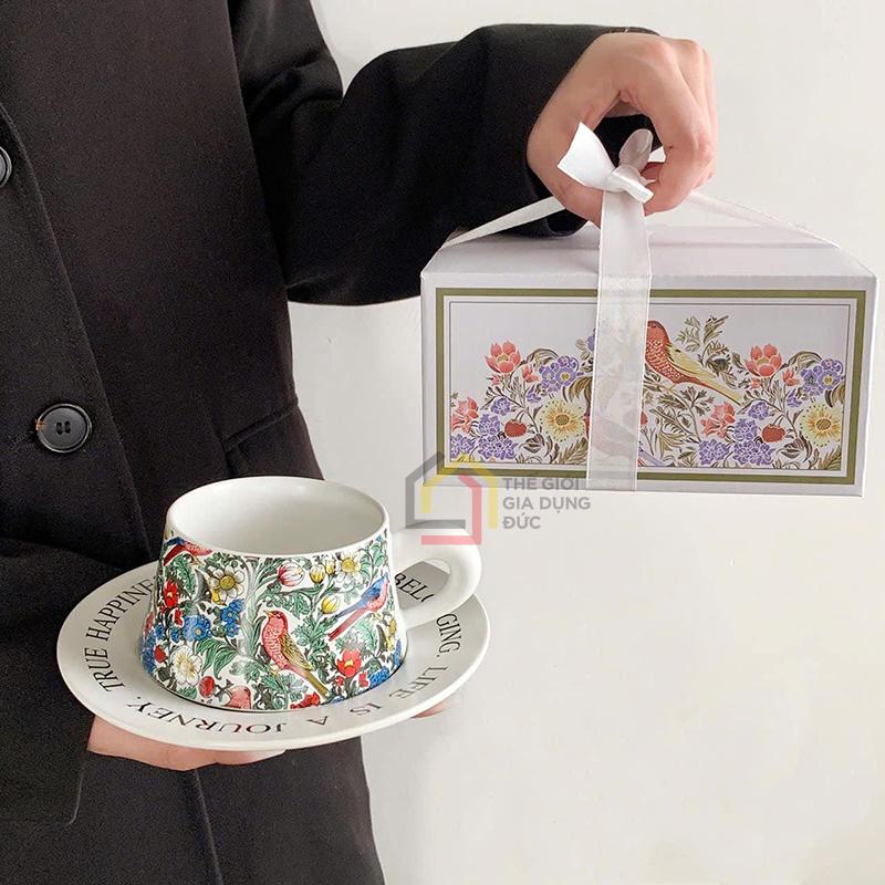 set-tach-tra-va-dia-lot-tach-tra-cafe-hoa-mua-xuan Sét tách trà và đĩa lót tách trà, cafe hoa mùa xuân