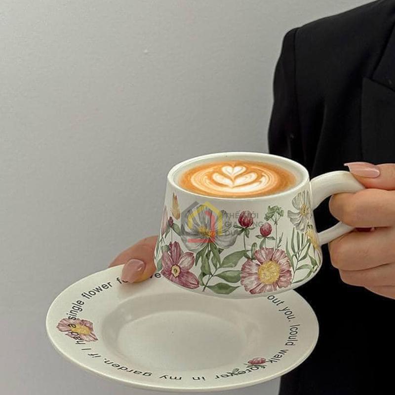 set-tach-tra-va-dia-lot-tach-tra-cafe-hoa-mua-xuan5 Sét tách trà và đĩa lót tách trà, cafe hoa mùa xuân