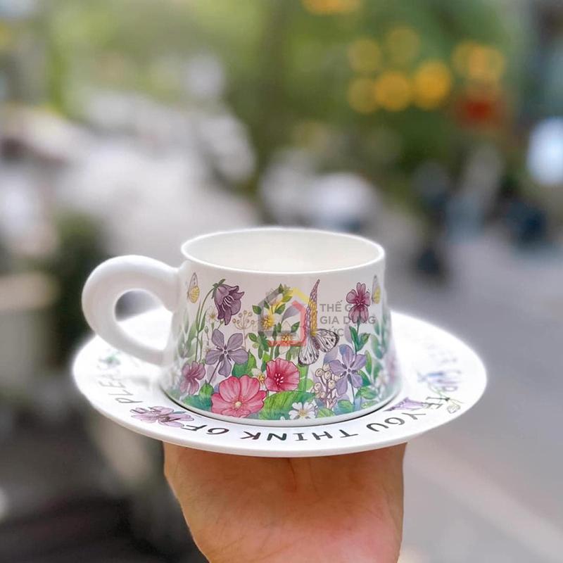 set-tach-tra-va-dia-lot-tach-tra-cafe-hoa-mua-xuan7 Sét tách trà và đĩa lót tách trà, cafe hoa mùa xuân
