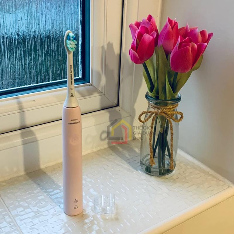 ban-chai-dien-philips-hx3673-11-kem-hop-dung-du-lich (5) Bàn chải điện Philips HX3673/11 kèm hộp đựng du lịch