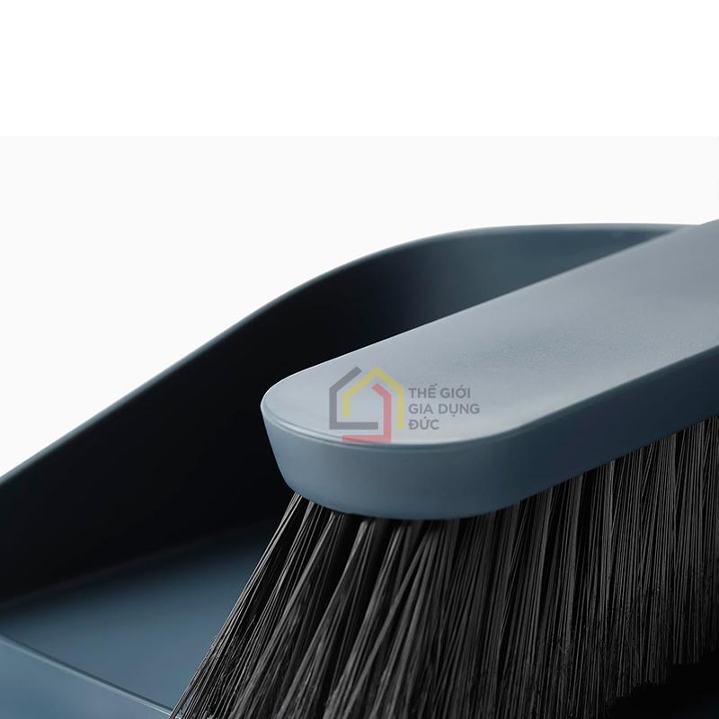 bo-choi-va-hot-rac-cao-cap-joseph-joseph-65001-4 Bộ chổi và hốt rác cao cấp Joseph Joseph 65001