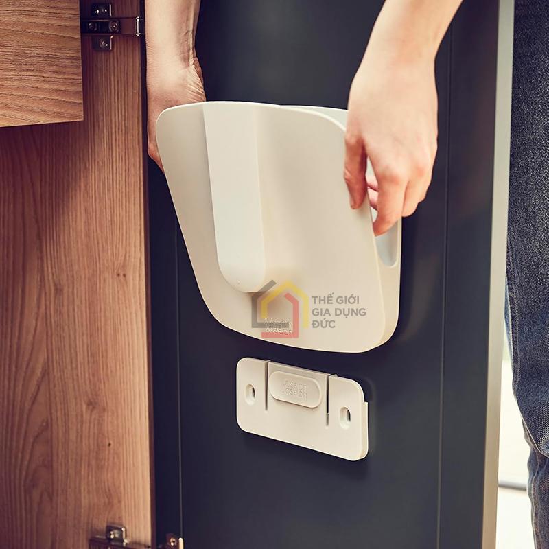 bo-choi-va-hot-rac-cao-cap-joseph-joseph-65001-5 Bộ chổi và hốt rác cao cấp Joseph Joseph 65001