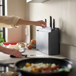 Bộ dao thớt Joseph Joseph Folio Plus 60216 8 món