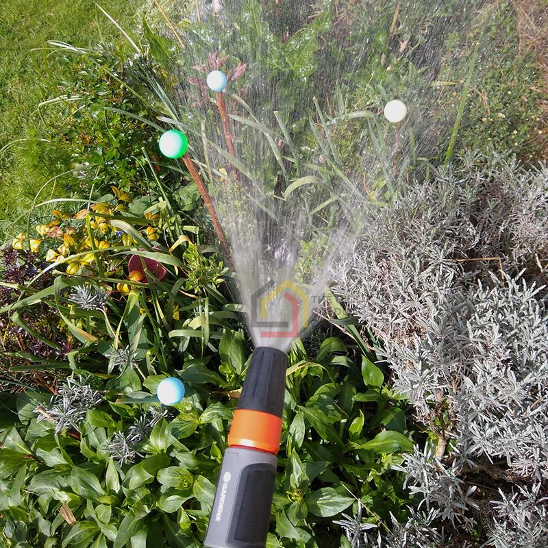 bo-voi-tuoi-cay-co-dien-gardena8 Bộ vòi tưới cây cổ điển Gardena