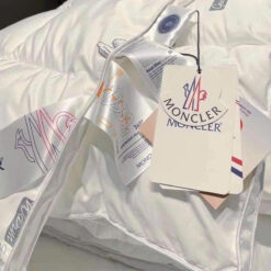 Chăn lông vũ siêu cấp Moncler 200x230cm