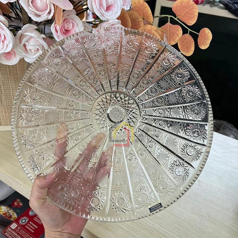 dia-pha-le-bohemia-hoa-van-mai-size-34cm-hinh-bong-tuyet1 Đĩa pha lê Bohemia hoa văn mài size 34cm (hình bông tuyết)