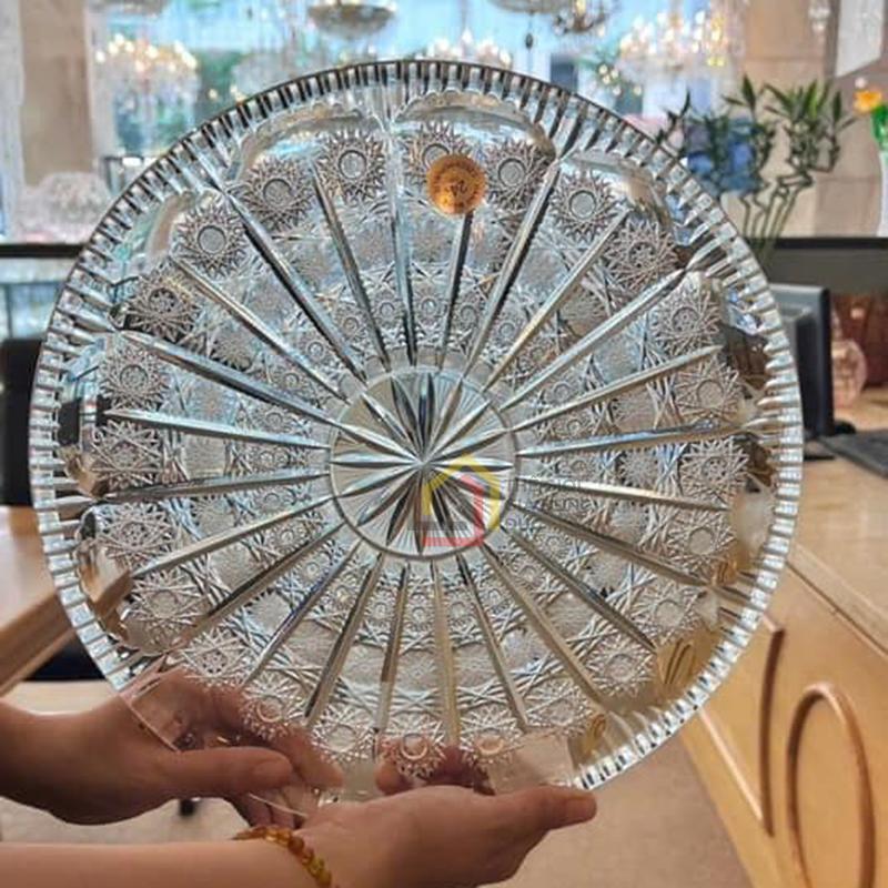 dia-pha-le-bohemia-hoa-van-mai-size-34cm-hinh-bong-tuyet2 Đĩa pha lê Bohemia hoa văn mài size 34cm (hình bông tuyết)