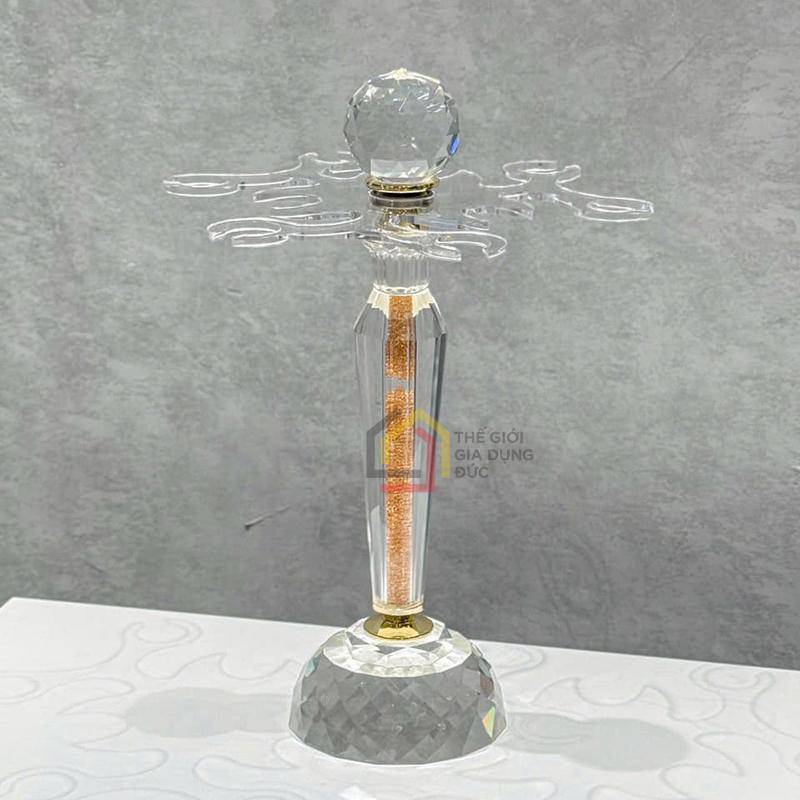 gia-treo-ly-pha-le-sang-trong-elegant-desktop-crystal2 Giá treo ly pha lê sang trọng Elegant Desktop Crystal