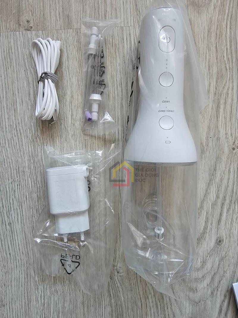 may-tam-nuoc-philips-hx3826-31-sonicare-3000-khong-day (3) Máy tăm nước Philips HX3826/31 Sonicare 3000 không dây