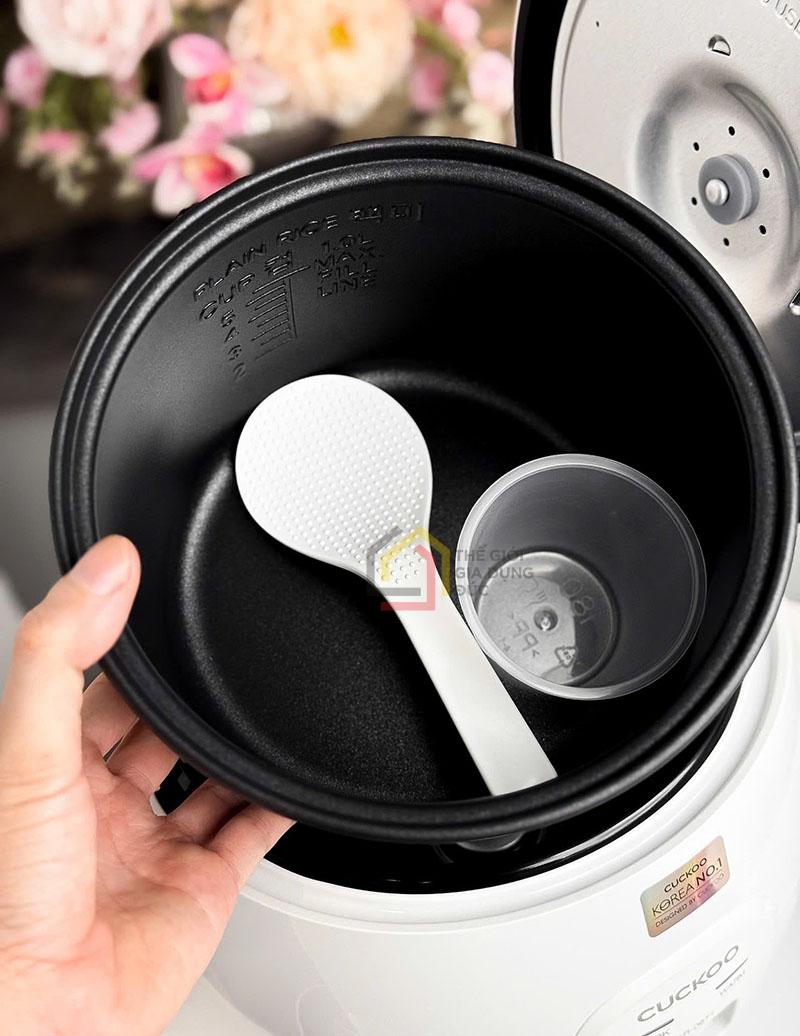 noi-com-dien-cuckoo-1-08l-cr-0671 (4) Nồi cơm điện Cuckoo 1.08L CR-0671