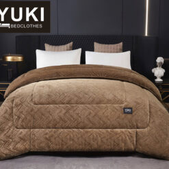 Chăn nhung Yuki Royal mẫu mới nhất