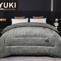 Chăn nhung Yuki Royal mẫu mới nhất