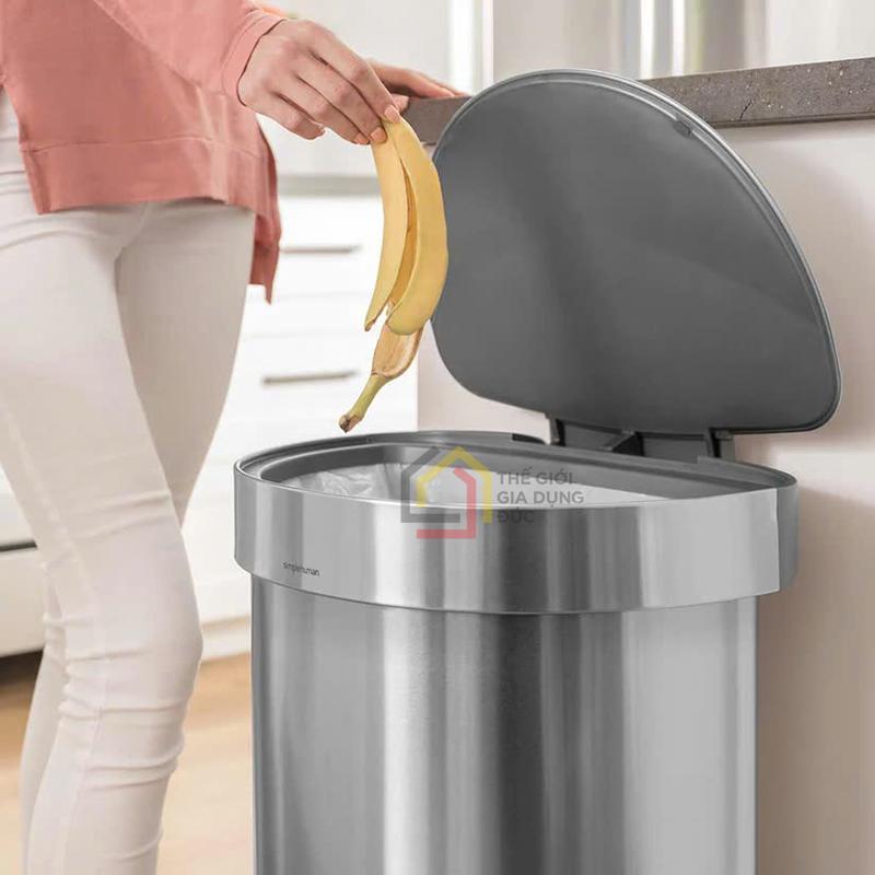 thung-rac-ban-nguyet-simplehuman-45l (7) Thùng rác bán nguyệt Simplehuman 45L