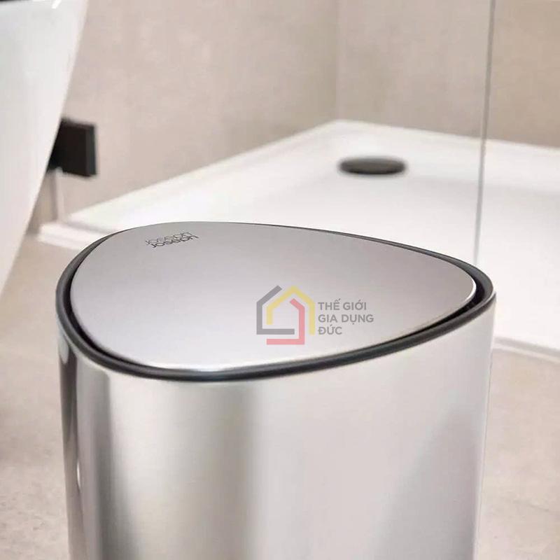 thung-rac-co-ban-dap-joseph-joseph-70596-easystore-luxe-5l-mau-inox6 Thùng rác có bàn đạp Joseph Joseph 70596 EasyStore Luxe 5L màu inox