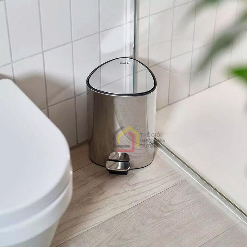 thung-rac-co-ban-dap-joseph-joseph-70596-easystore-luxe-5l-mau-inox8 Thùng rác có bàn đạp Joseph Joseph 70596 EasyStore Luxe 5L màu inox