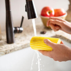 Xốp vệ sinh Damp Duster Scrub Daddy