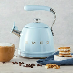 Ấm đun bếp từ SMEG 2.3L có còi