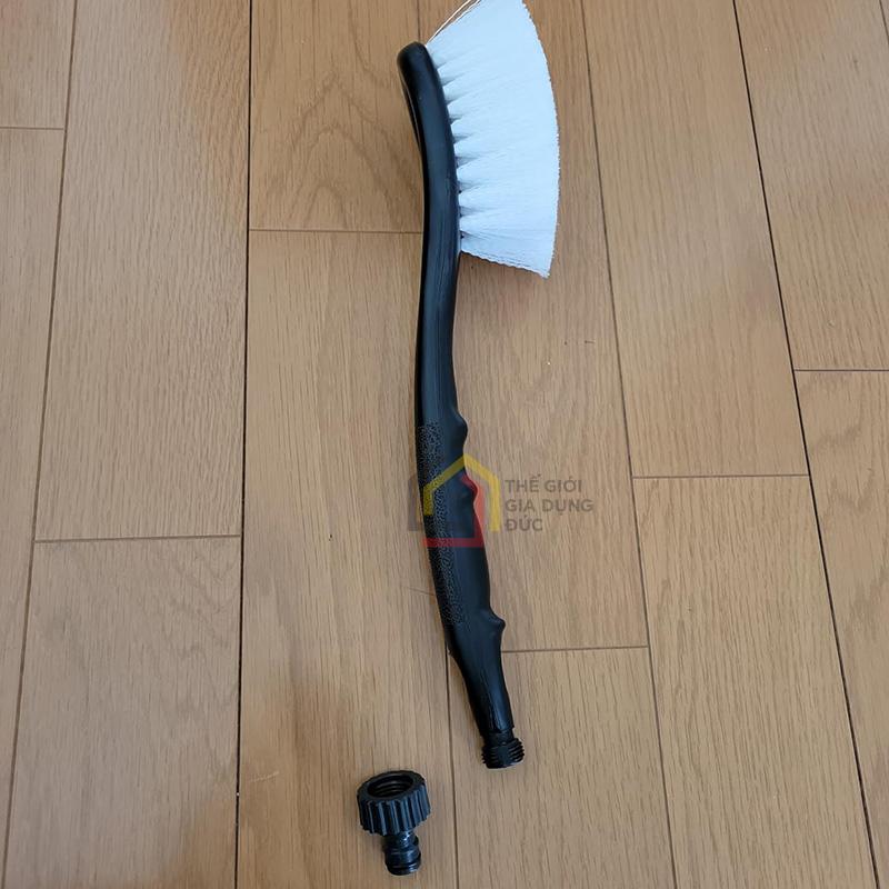 ban-chai-nhua-rua-xe-da-nang-takagi-g272-9 Bàn chải nhựa rửa xe đa năng TAKAGI G272