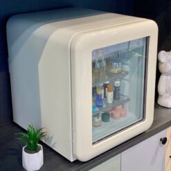 Tủ lạnh đựng mỹ phẩm và đồ uống HCK 48L