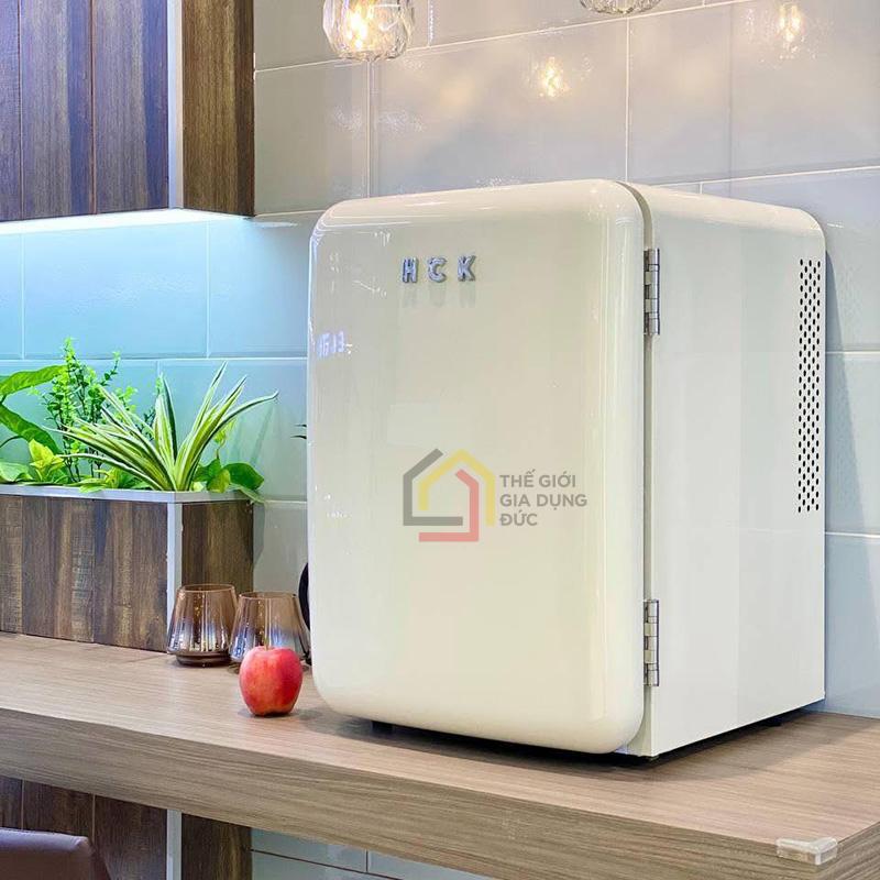 tu-lanh-mini-retro-hck-34l1 Tủ lạnh mini Retro HCK 34L