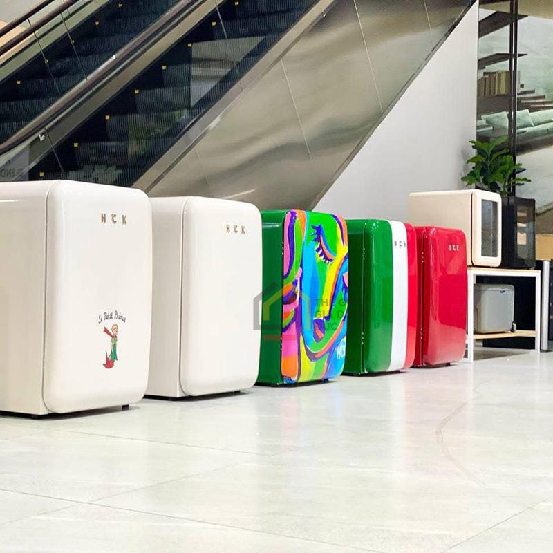 tu-lanh-retro-hck-sleepy-girl-xanh-107l28 Tủ lạnh Retro HCK Sleepy Girl (Xanh) 107L