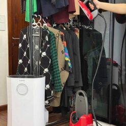 Bàn là cây hơi nước LAURASTAR Lift Plus