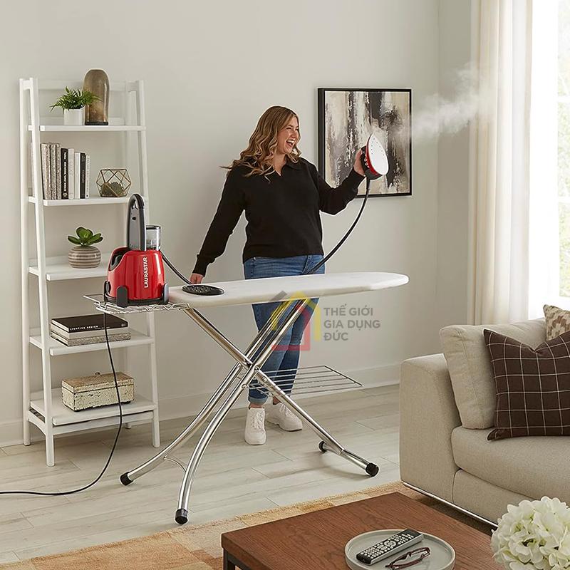 ban-la-cay-hoi-nuoc-laurastar-lift-plus7 Bàn là cây hơi nước LAURASTAR Lift Plus