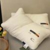 Gối đậu nành kháng khuẩn Madrid Scotchgard từ L'M Meser (1 cái)