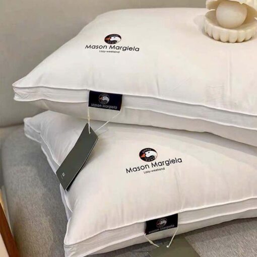 Gối lông ngỗng trắng Mason Margiela từ L’M MESER (1 Cái)