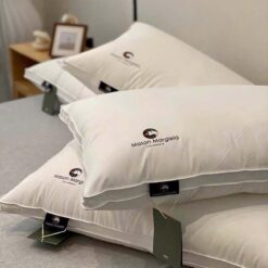 Gối lông ngỗng trắng Mason Margiela từ L’M MESER (1 Cái)