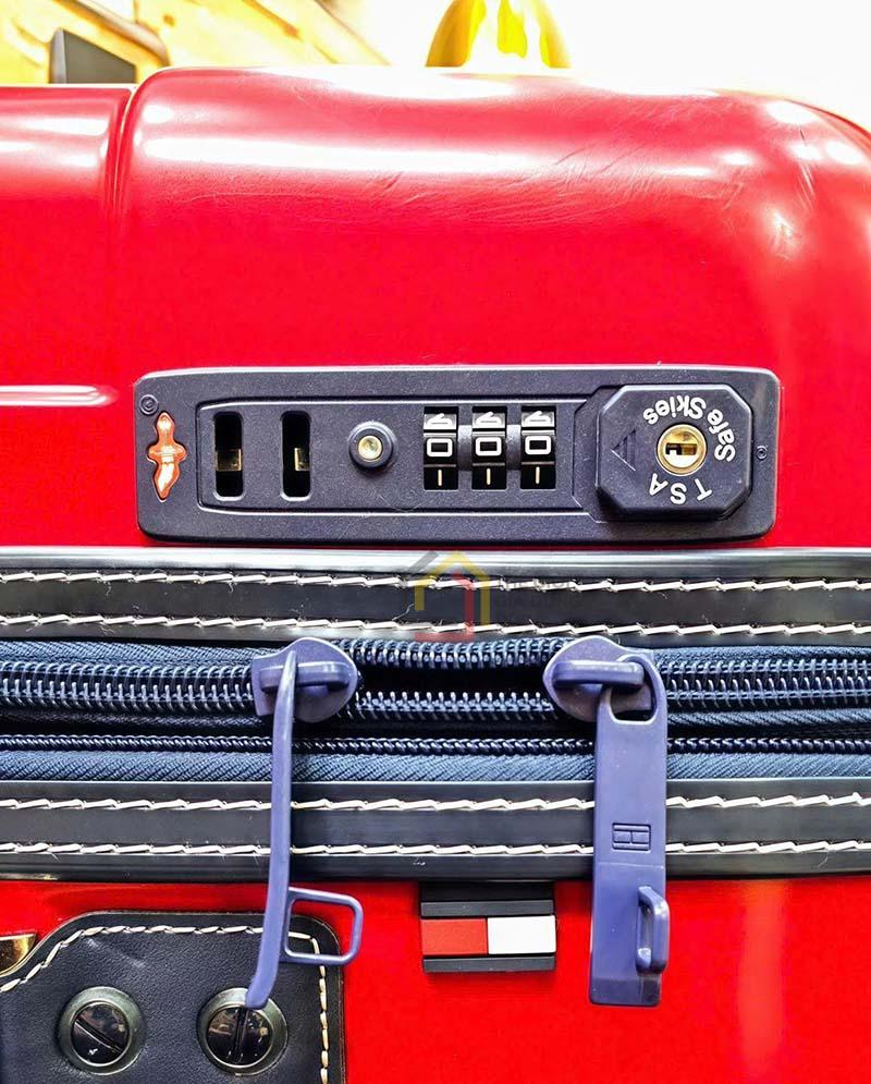 vali-hang-hieu-cua-nha-tommy-hilfiger-size-cabin1 Vali hàng hiệu của nhà Tommy Hilfiger size cabin