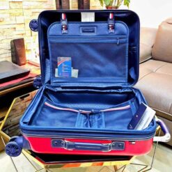 Vali hàng hiệu của nhà Tommy Hilfiger size cabin