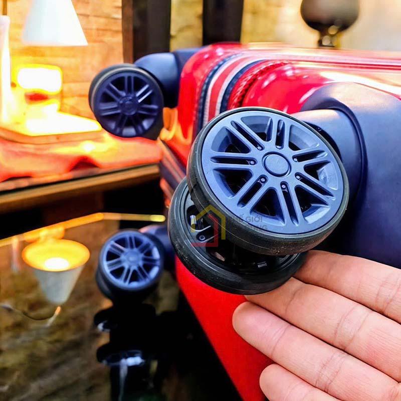 vali-hang-hieu-cua-nha-tommy-hilfiger-size-cabin4 Vali hàng hiệu của nhà Tommy Hilfiger size cabin