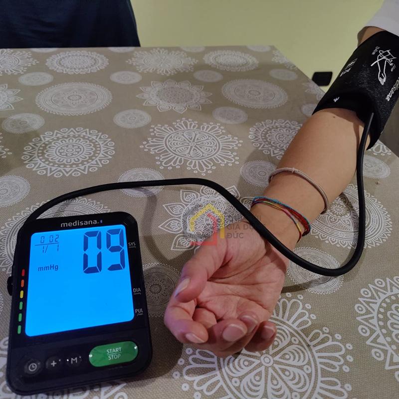 may-do-huyet-ap-medisana-bu-580-connect11 Máy đo huyết áp Medisana BU 580 Connect