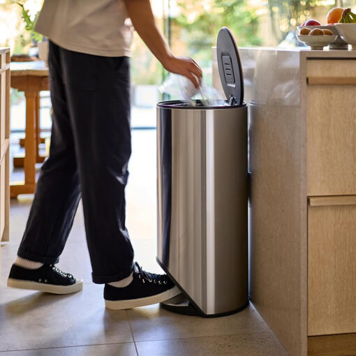 Thùng rác có bàn đạp Joseph Joseph 30150 30L (màu inox)