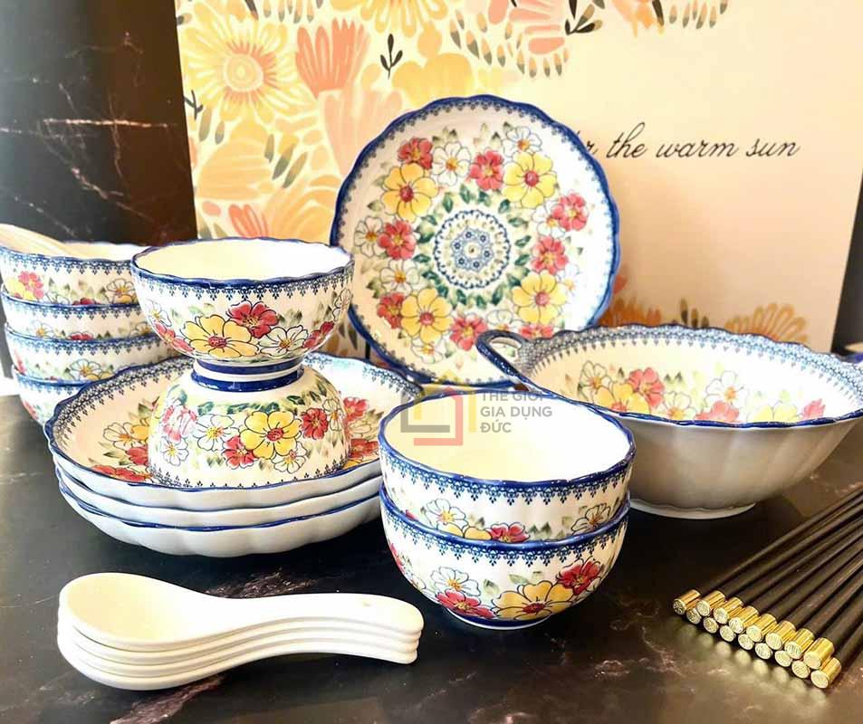 bo-bat-an-cao-cap-hoa-van-nghe-thuat-doc-dao1 Bộ bát ăn cao cấp 29 món - hoa văn nghệ thuật độc đáo
