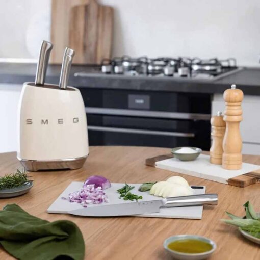 Bộ dao Smeg KBSF02 6 món kèm 1 giá đỡ
