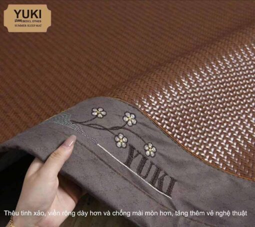 Chiếu mây băng YUKI 2025