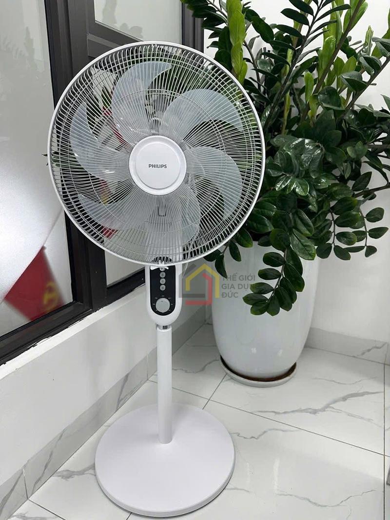quat-dung-philips-cx1220-00-45w (7) Quạt đứng Philips CX1220/00 45W (trắng)