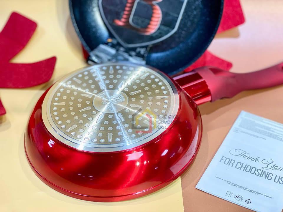 bo-2-chao-berlinger-haus-bh-1612nf-1-chao-22cm-1-chao-26cm11 Bộ 2 chảo Berlinger Haus BH/1612NF (1 chảo 22cm + 1 chảo 26cm)