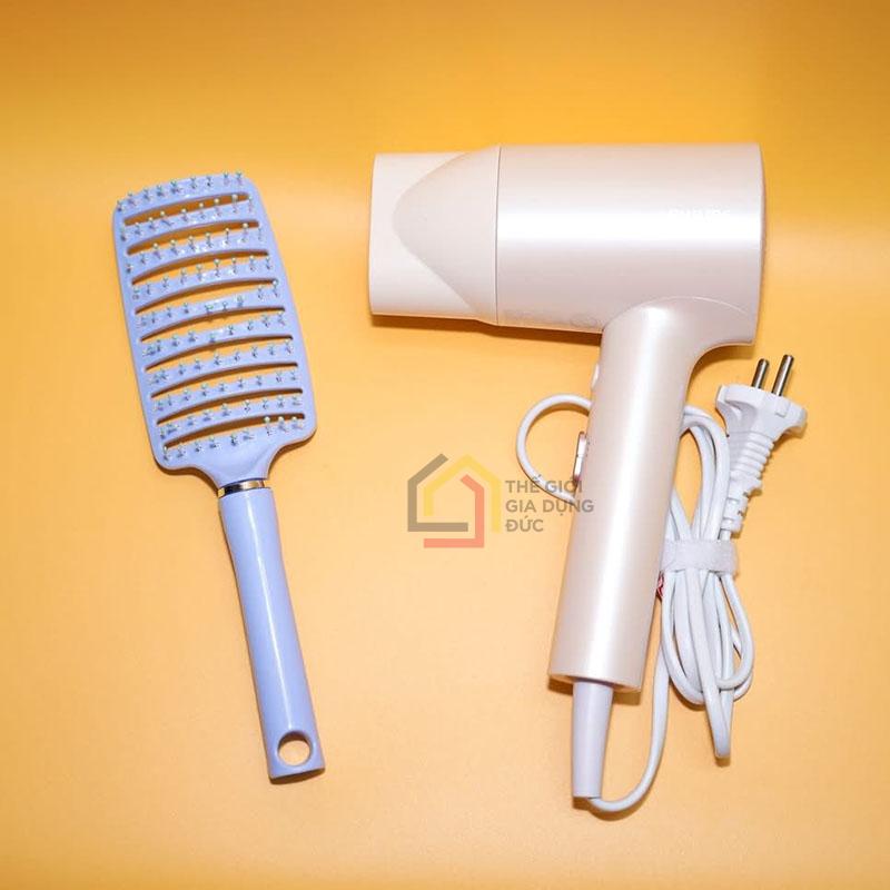 may-say-toc-philips-bhd321-cong-suat-1600w (1) Máy sấy tóc Philips BHD321 công suất 1600W