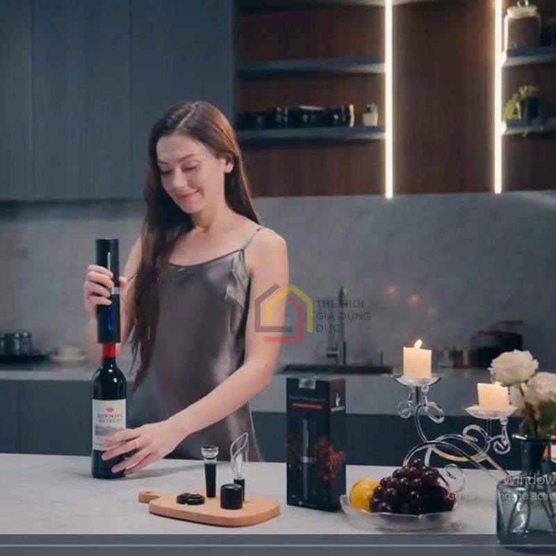 bo-mo-ruou-vang-dien-6in1-electric11 Bộ mở rượu vang điện 6in1 Electric