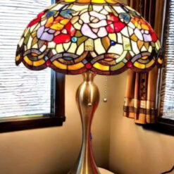 Đèn quý tộc Tiffany (cao 60cm, chao rộng 40cm)