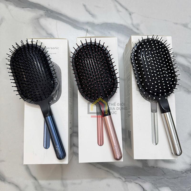 set-2-luoc-dyson-1-luoc-tron-1-luoc-chai-rang-thua (1) Set 2 lược Dyson (1 lược tròn + 1 lược chải răng thưa)
