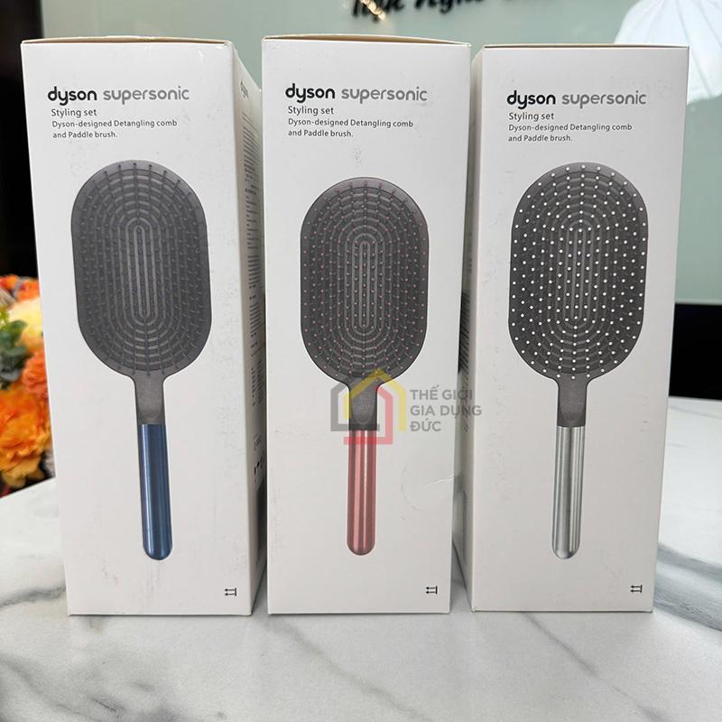 set-2-luoc-dyson-1-luoc-tron-1-luoc-chai-rang-thua (5) Set 2 lược Dyson (1 lược tròn + 1 lược chải răng thưa)
