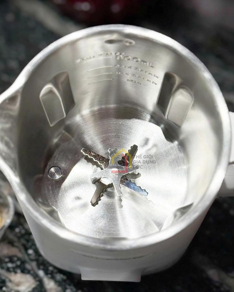 may-lam-sua-hat-nau-soup-2lock-korea-08l-5 Máy làm sữa hạt & nấu soup 2LOCK KOREA 0,8L