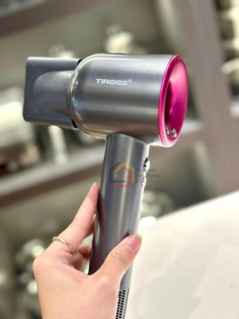 may-say-toc-toc-do-cao-tiross-ts4322-1500w (7) Máy sấy tóc tốc độ cao Tiross TS4322 1500W