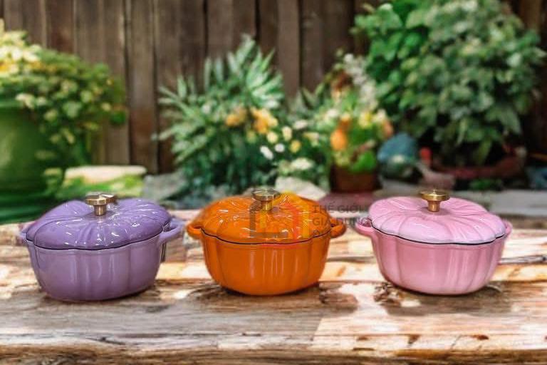 Nồi gang bí Happiness Wok Baby 1,5L